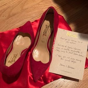 Red suede pumps. In very good condition. Size 6, heels 3.5. Inc box, dust bag.